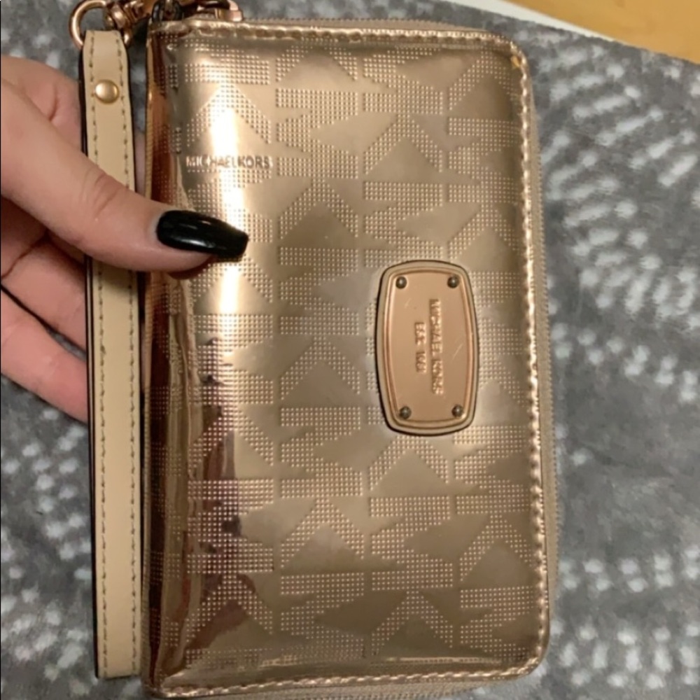 Michael Kors wallet